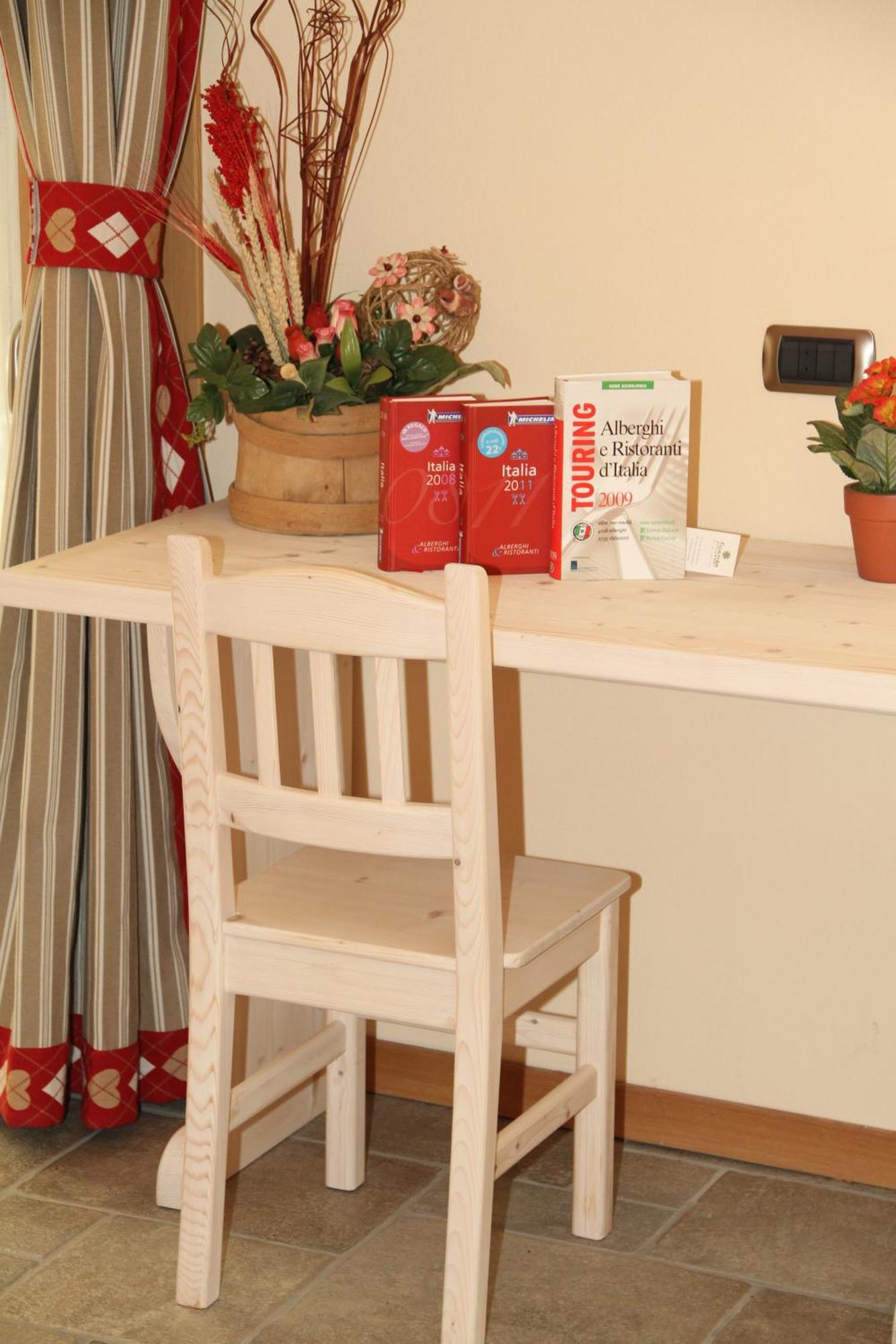 Agriturismo Raethia Isolaccia Kültér fotó
