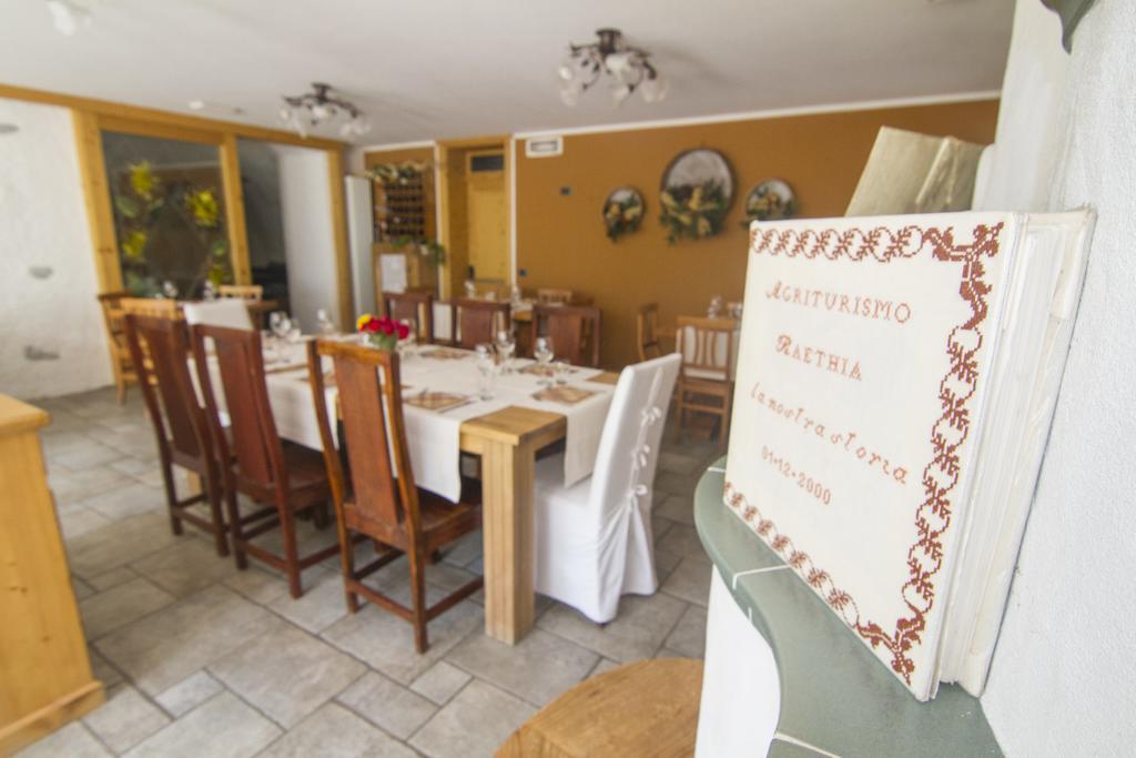 Agriturismo Raethia Isolaccia Kültér fotó